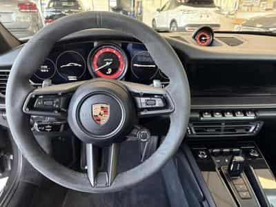 Porsche 911 Coupe 3.0 480ch 992 Carrera 4 GTS PDK (2023) - Photo 11