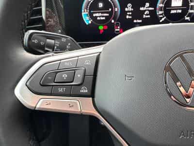 VW Passat Variant Business (2026) - Photo 14