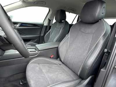 VW Passat Variant Elegance (2026) - Photo 10