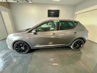 Seat Ibiza FR (2017) - Photo 2