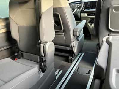 VW Multivan 1.5 Edition (2024) - Photo 10