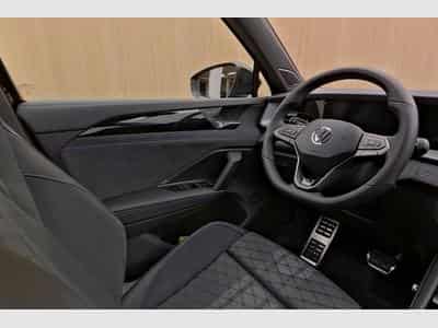 VW Tayron VW Tayron R-Line 2.0 TDI 4x4 DSG 142 kW (2025) - Photo 6