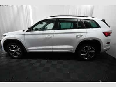 Skoda Kodiaq Kodiaq Sportline 4x4, Stand-Hzg., AHK, 19", Cant (2023) - Photo 2