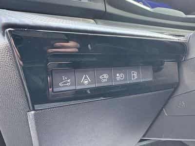 Peugeot 508 508 Plug-In Hybrid 225 e-EAT8 Allure (2024) - Foto 7