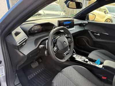 Peugeot 2008 2008 Hybrid 145 e-DSC Allure (2025) - Foto 4