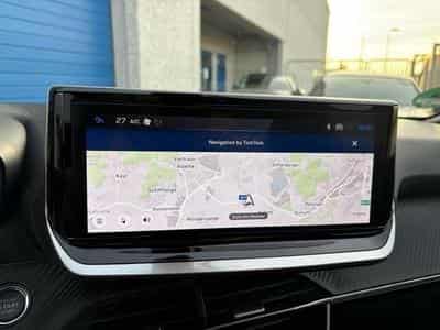 Peugeot 2008 2008 Hybrid 145 e-DSC Allure (2025) - Foto 7