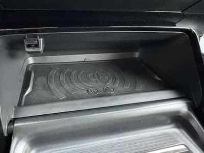 Peugeot 2008 2008 Hybrid 145 e-DSC Allure (2025) - Foto 9