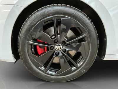 Skoda Octavia RS+DSG+AHK+Navi (2024) - Photo 8