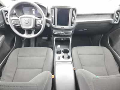 Volvo XC40 B3 Core / Essence (2023) - Photo 3