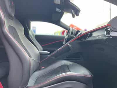 Ferrari Roma Coupé 3.9 V8 620 Carbone (2021) - Photo 4