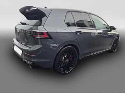 VW Golf (2026) - Photo 2