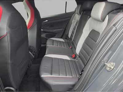 VW Golf (2026) - Photo 6