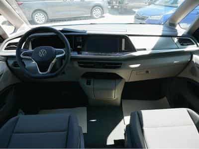 VW Multivan (2026) - Photo 11