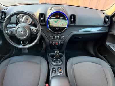 Mini One Countryman 1.5 D 116CH BVA7 (2020) - Photo 3