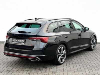 Skoda Octavia Octavia Combi RS 2.0 TDI DSG /LED/ACC/1.HAND/ (2021) - Photo 5