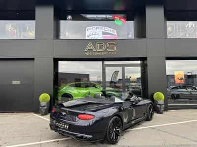 Bentley Continental GTC W12 Speed Carbon Sondermod 6.0L 659CV (2022) - Foto 2