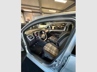 Peugeot 108 1.0 Style Top toit ouvrant (2019) - Photo 9