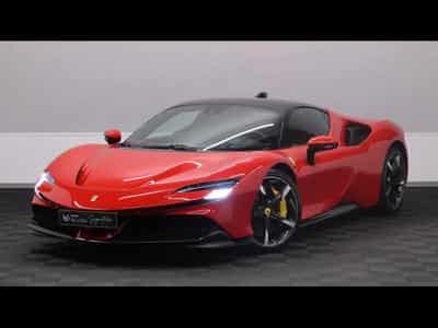 Ferrari SF90 4.0 V8 (2022) - Photo 1