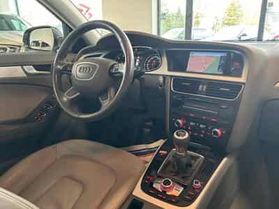 Audi A4 Avant Attraction (2015) - Photo 9