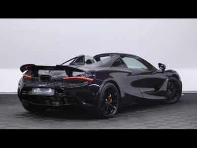 McLaren 750S Spider (2023) - Photo 8