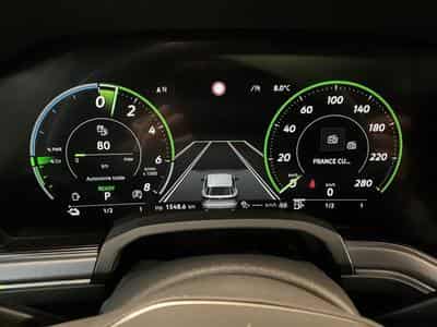 VW Touareg R+V6+PHEV+4M+IQ-Drive+Luft. (2024) - Foto 11