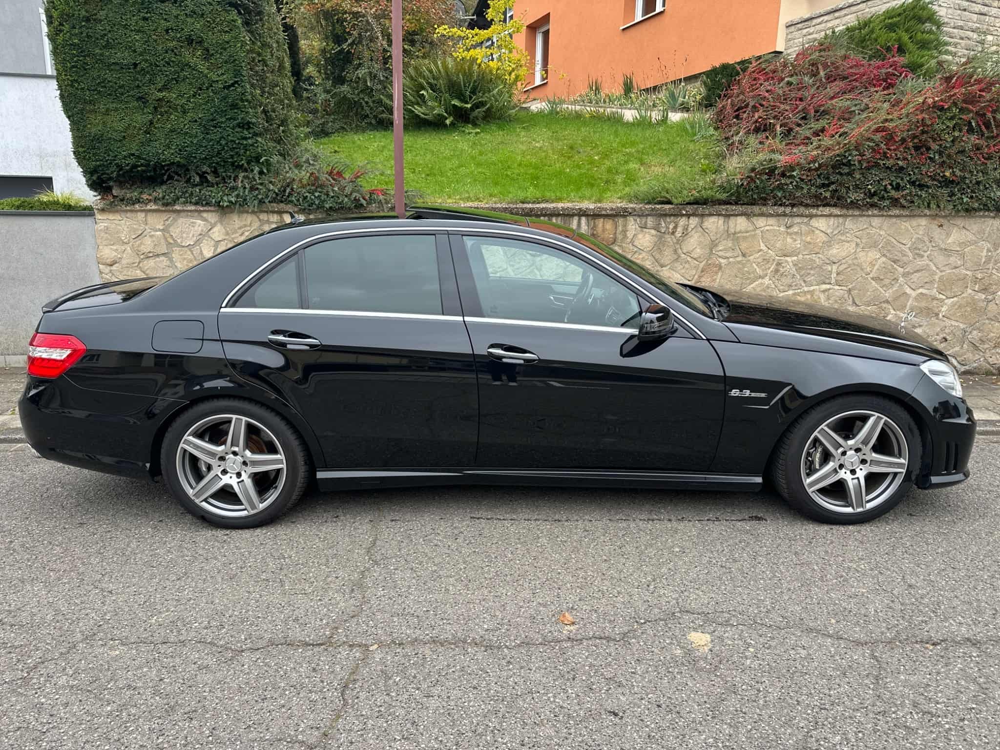 Mercedes E 63 AMG Speedshif 7G-MCT +Pannorama (2010) - Foto 1