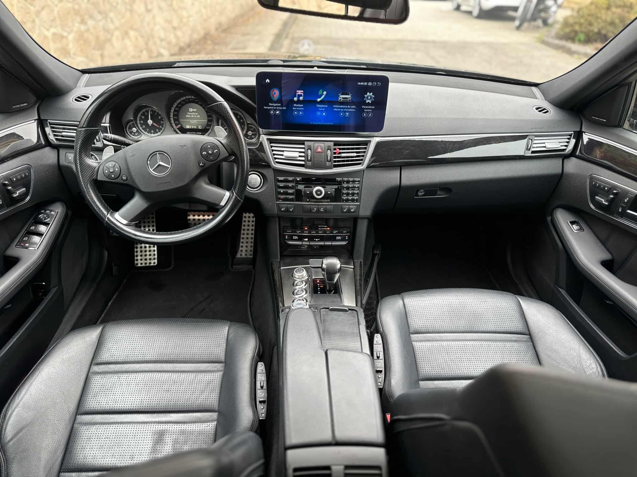 Mercedes E 63 AMG Speedshif 7G-MCT +Pannorama (2010) - Foto 3