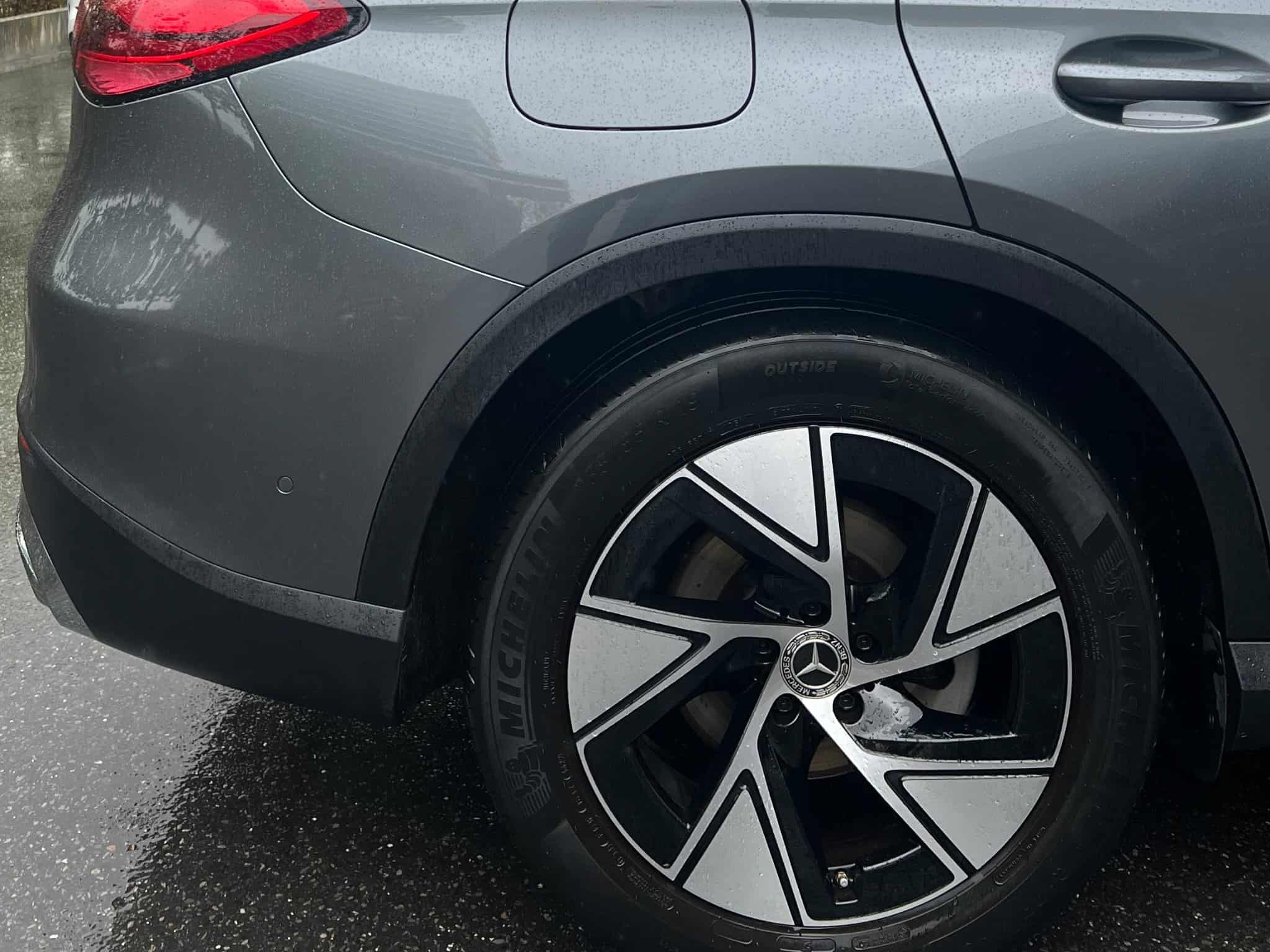 Mercedes GLC 200 Luxury Line (2023) - Foto 5