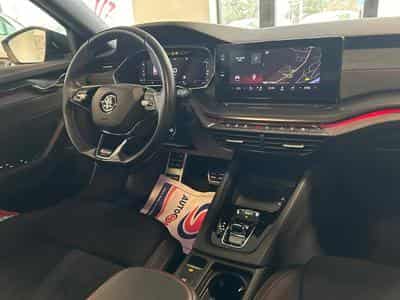 Skoda Octavia RS 4X4 (2023) - Photo 9