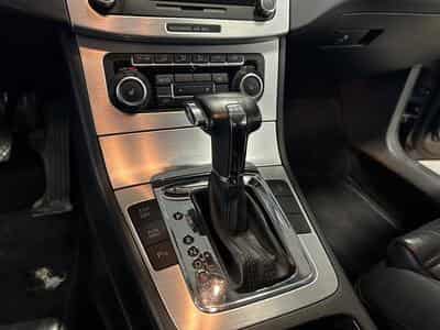 VW Passat HIGHLINE (2010) - Photo 9