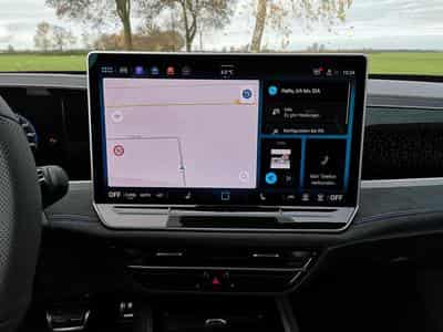 VW Passat Variant 2.0 TDI 142 kW 4Motion R-Line (2026) - Photo 8