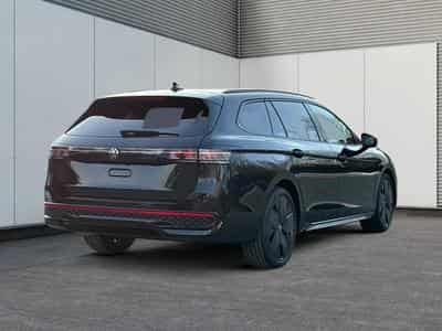 VW Passat Variant R-Line (2026) - Photo 3