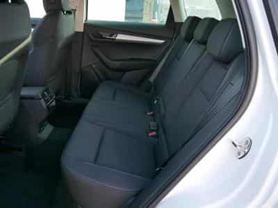 Skoda Karoq Selection (2025) - Photo 9