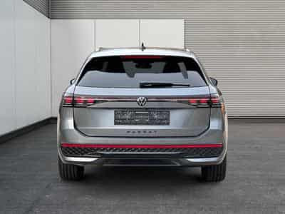 VW Passat Variant R-Line (2026) - Photo 4