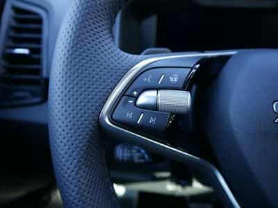 Skoda Karoq Sportline 2.0 TSI 4x4 DSG (2026) - Photo 12