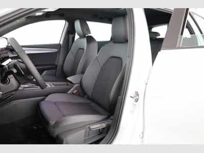 Cupra Leon 1.5 eTSI 110 kW (2026) - Photo 9