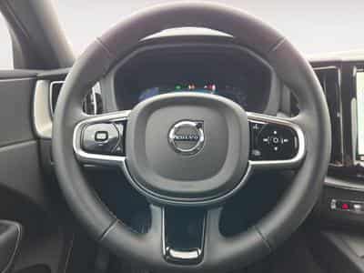 Volvo XC60 B5 Black Edition Plus / Essence (2025) - Foto 12