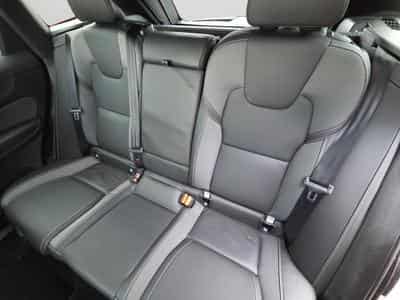 Volvo XC60 B5 Black Edition Plus / Essence (2025) - Foto 13