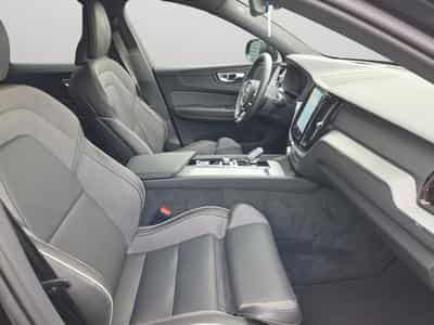 Volvo XC60 B5 Black Edition Plus / Essence (2025) - Foto 15