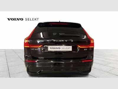 Volvo XC60 Plus Dark (2023) - Foto 4