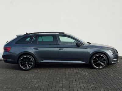 Skoda Superb Superb Combi Sportline 2.0 TDI DSG /LED/ACC/CAM/ (2022) - Photo 4