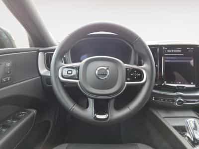 Volvo XC60 B5 Black Edition Plus / Essence (2025) - Foto 12