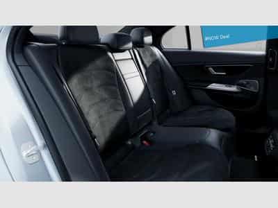 Mercedes E 200 d Limousine (2024) - Photo 11