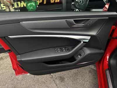 Audi A6 Avant Design Quattro 3.0L TFSI 340CV (2023) - Photo 8