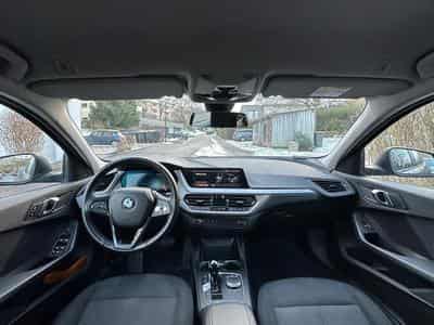 BMW 118 118d Hatch (2021) - Foto 4