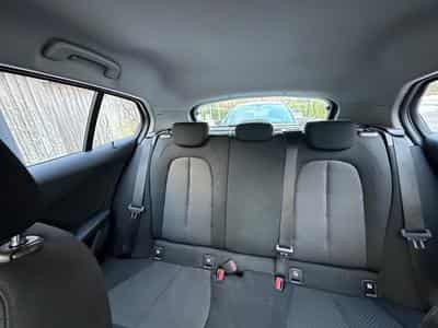 BMW 118 118d Hatch (2021) - Foto 6