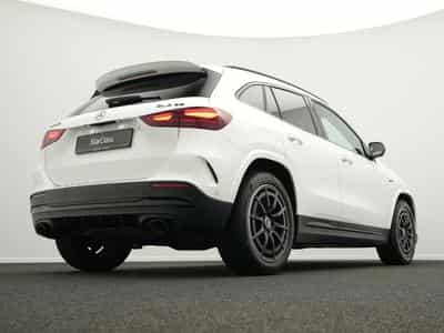 Mercedes GLA 35 AMG 4MATIC Multi+Pano+360°+Night+Burm (2024) - Photo 11