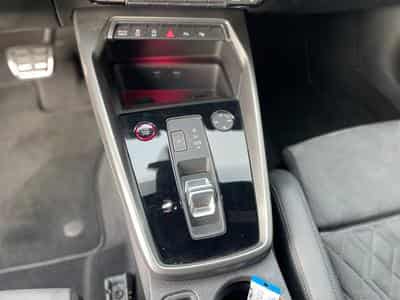 Audi RS3 Limousine 2.5 TFSI quattro S-Tronic (2022) - Foto 10