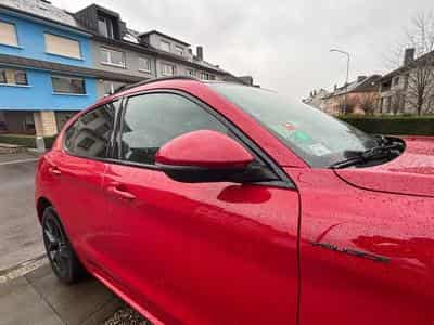 Alfa-Romeo Stelvio Veloce (2022) - Foto 6