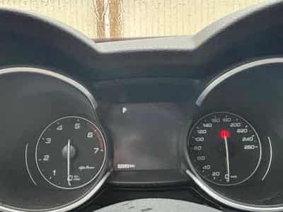 Alfa-Romeo Stelvio Veloce (2022) - Foto 10